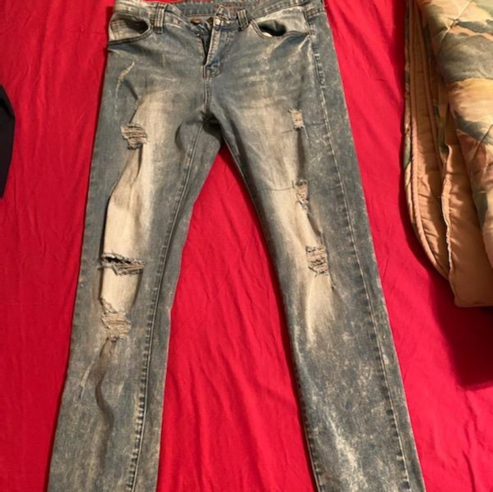 Jeans